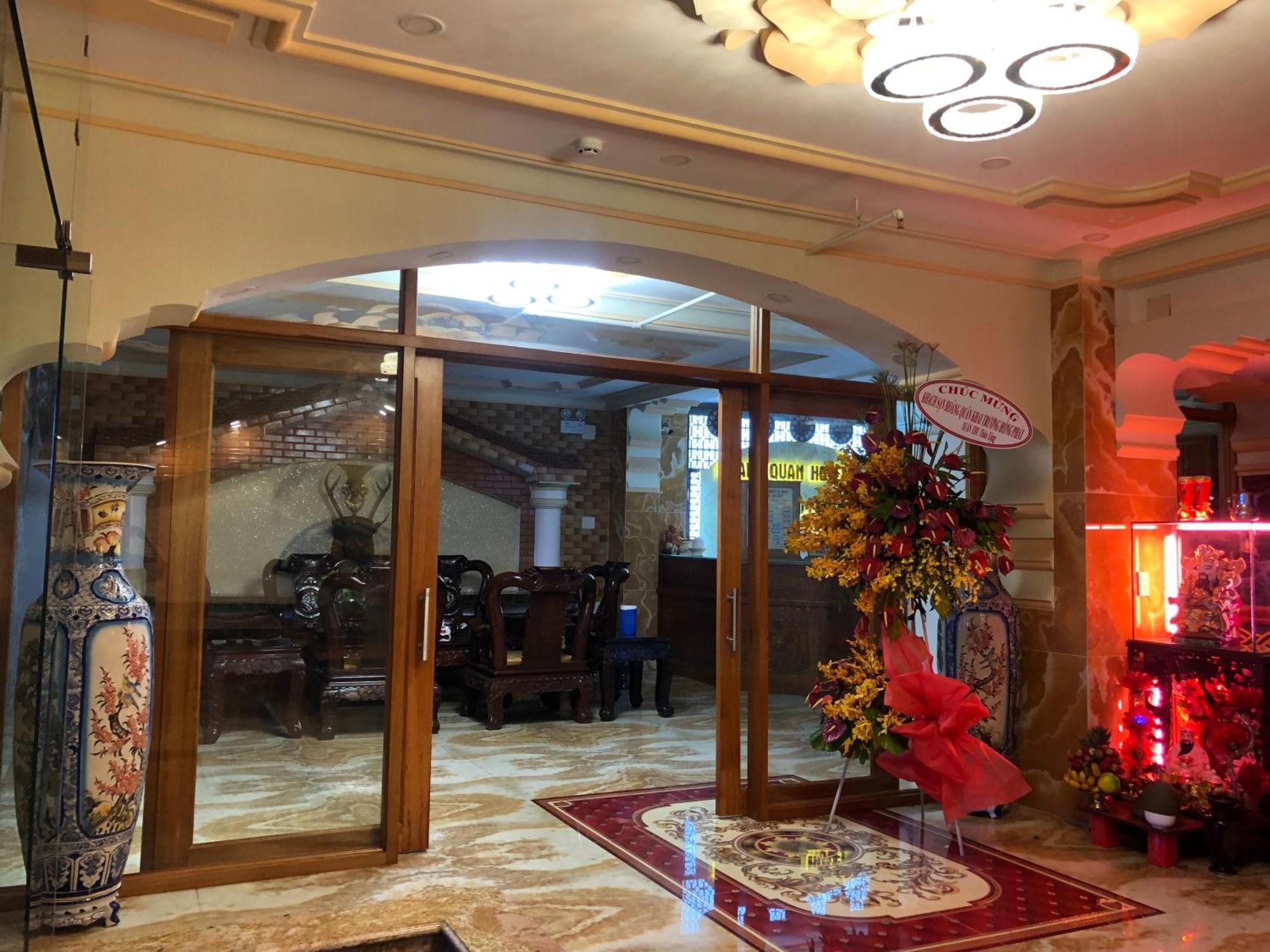 Hoang Quan Hotel Хошимин Экстерьер фото