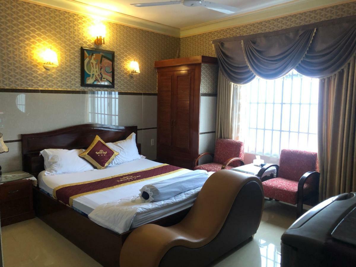 Hoang Quan Hotel Хошимин Экстерьер фото