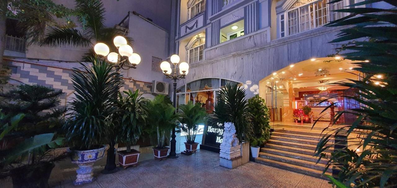 Hoang Quan Hotel Хошимин Экстерьер фото