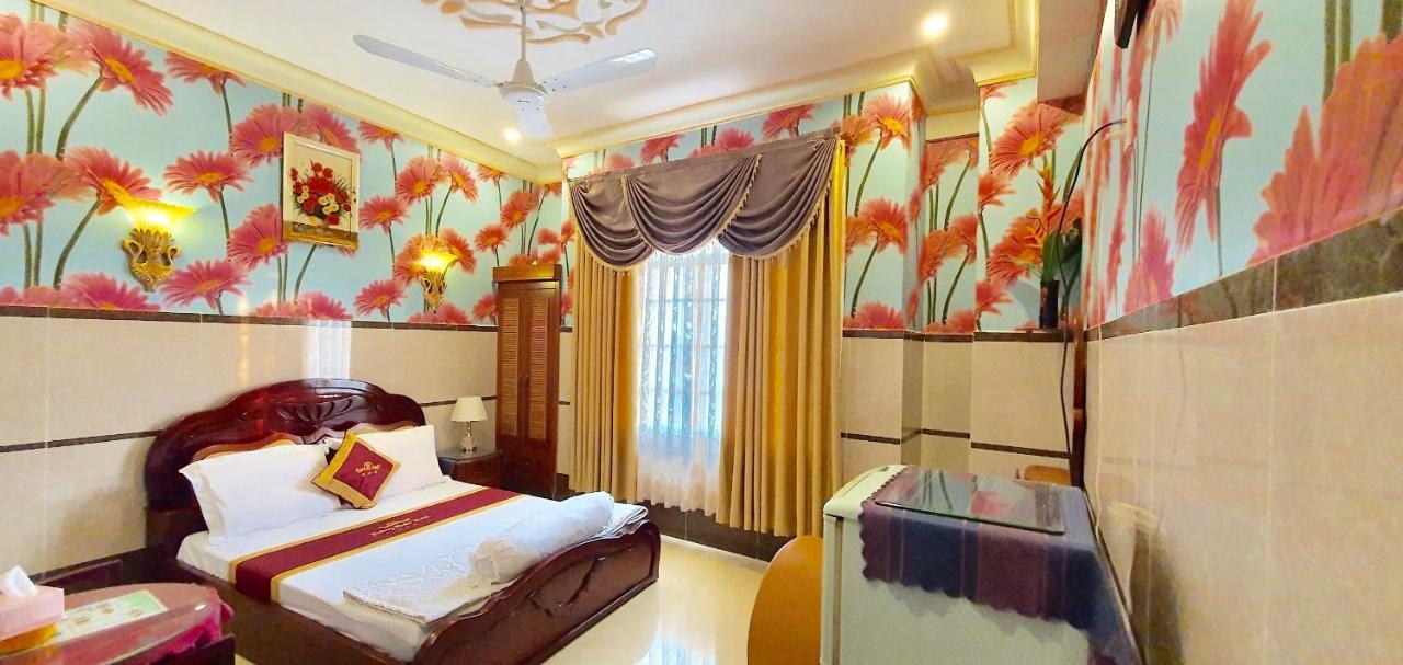 Hoang Quan Hotel Хошимин Экстерьер фото