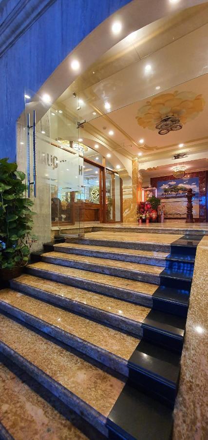 Hoang Quan Hotel Хошимин Экстерьер фото