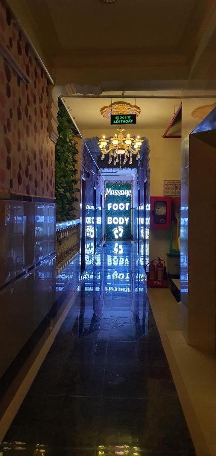 Hoang Quan Hotel Хошимин Экстерьер фото